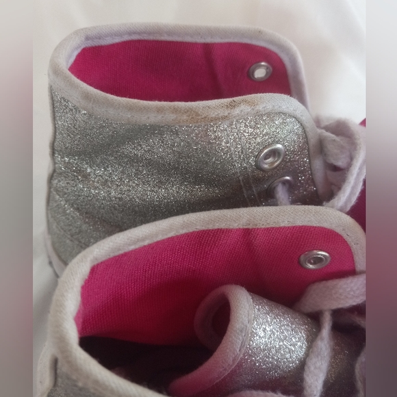 JoJo Siwa Legacee Silver Glitter High Tops Size 3 - Picture 9 of 11